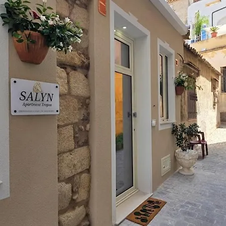 Salyn - The Heart Of - Your Perfect Tropea