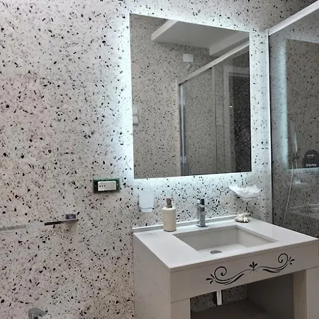Salyn - The Heart Of - Your Perfect Apartman *